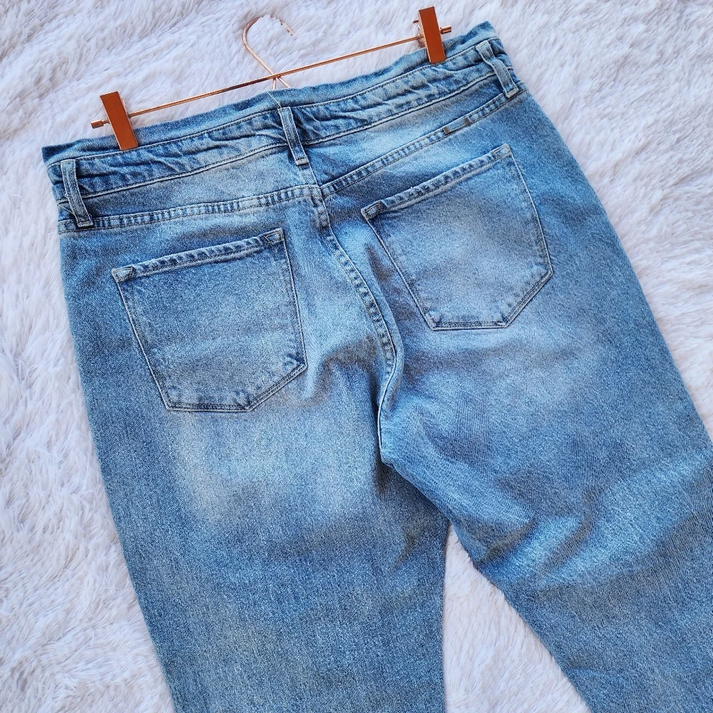 Kancan‎ Slim Straight Lightly Distressed Jeans